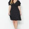 Trendyol Curve Große Größen In Kleid - Schwarz - A-Linie Damen Kleider 368766115 1 Trendyol Curve Große Größen In Kleid - Schwarz - A-Linie Damen Kleider 368766115 -KleidTraum Verkäufe 2 org zoom 106