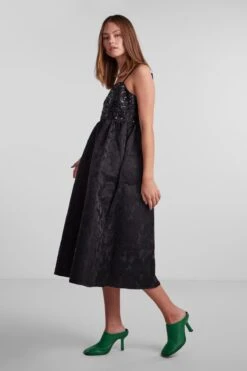 Pieces Kleid - Schwarz - A-Linie Damen Kleider 647895748 -KleidTraum Verkäufe 3 org zoom 149